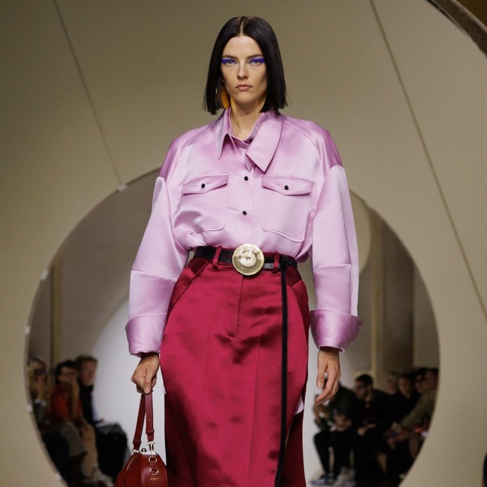 مجموعة Givenchy لصيف 2027 مستوحاة من أعمال هوبير دو جيفنشي المبكرة