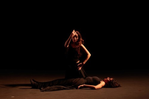 "فاطمة": البحث عن هويّة الرقص المعاصر "المحلّي"