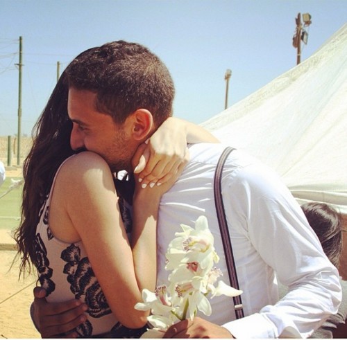 بالفيديو: أجمل طلب للزواج في صحراء القاهرة