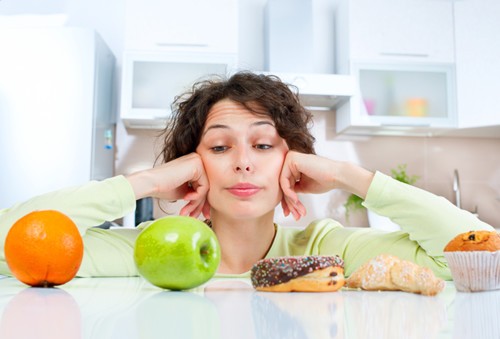7 عادات خاطئة تجنَّبيها بعد الأكل