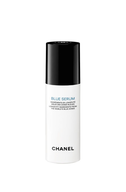 منتج Chanel Blue Serum للعناية بالبشرة