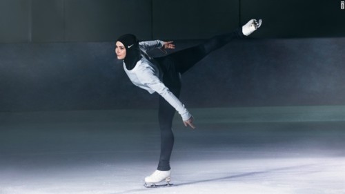 Nike تطلق مجموعة أزياء الرياضة الإحترافية للمحجّبات “NIKE PRO HIJAB”