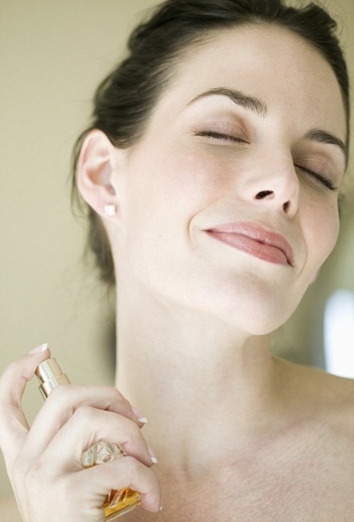 5 نصائح للمحافظة على رائحة عطرك