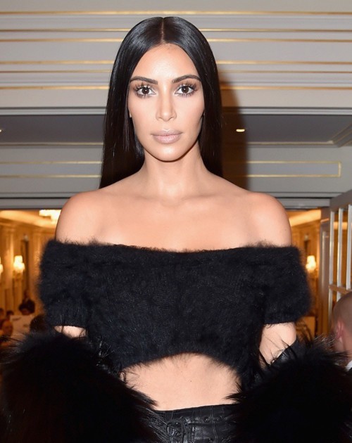 Kim Kardashian تخطط لإنجاب طفل ثالث!
