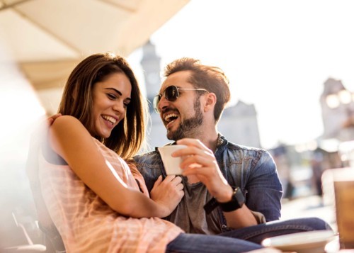 4 نصائح بسيطة لتعزيز الصداقة في زواجك