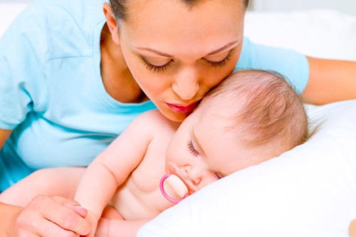 7 نصائح مفيدة لمساعدة طفلك على النوم طوال الليل