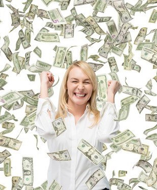 كيف يؤثر المال على سعادة الأفراد؟