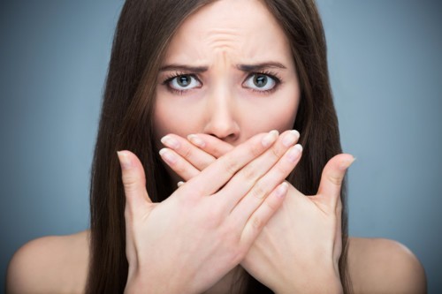 هل من علاج لرائحة الفم؟