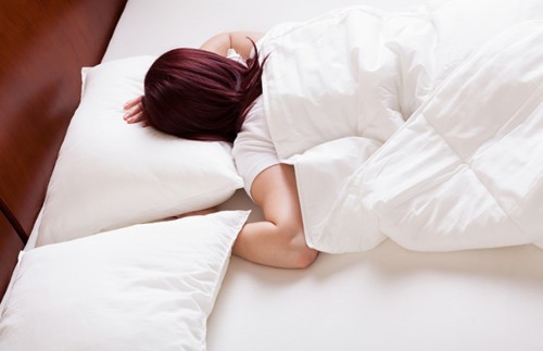هل النوم على البطن أثناء الحمل آمن؟
