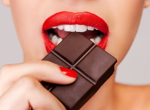 خبيرة تغذية: الشوكولاته تساعد القلب وتنشّط الذاكرة والدماغ