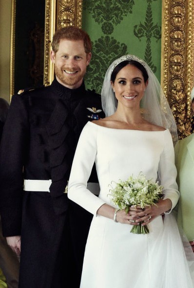 بالصور: نشر 3 صور رسمية لحفل الزفاف الملكي
