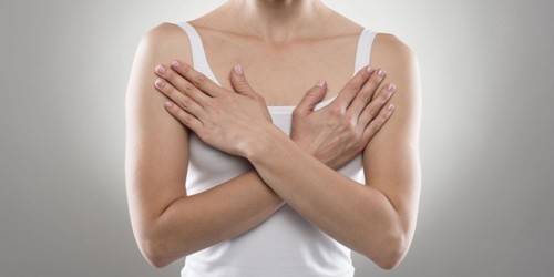 8 علاجات منزلية فعّالة لتفادي ترهّل الثدي