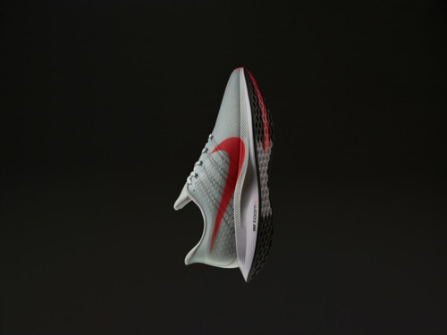 Nike تطرح حذاء Zoom Pegasus Turbo