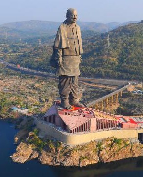 بالفيديو: الهند تزيح الستار عن أعلى تمثال في العالم