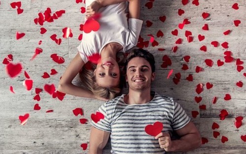 4 أفكار لممارسة العلاقة الحميمة في عيد الحب