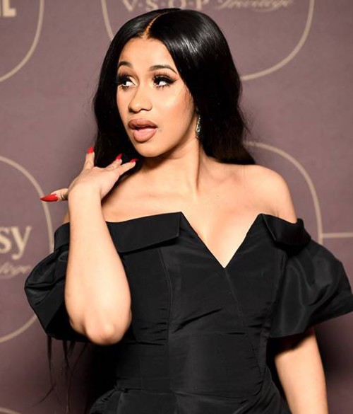 Cardi B تزين إبنتها ب80 ألف دولار أمريكي من الماس