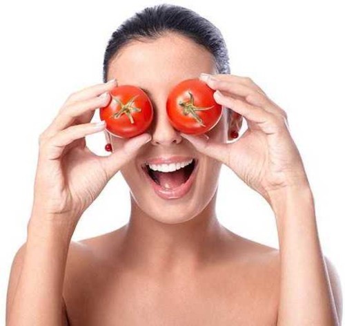ماسك الطماطم للتخلص نهائياً من زيوت البشرة