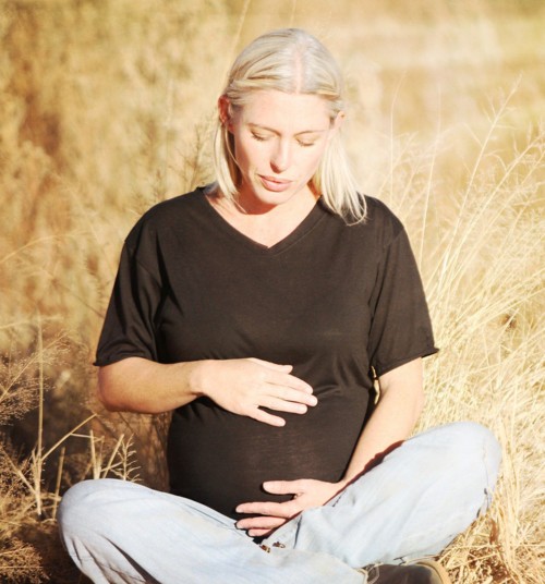 5 نصائح لإدارة التوتّر أثناء الحمل