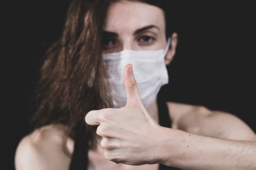 5 عادات صحية للوقاية من نزلات البرد والانفلونزا