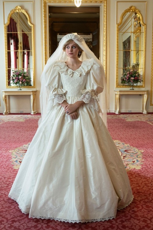 عرض فستان زفاف الأميرة ديانا في لندن