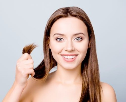 5 عادات يومية لحماية شعرك من التقصف