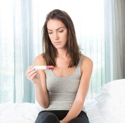ما هي عوارض الحمل قبل الدورة الشهرية؟