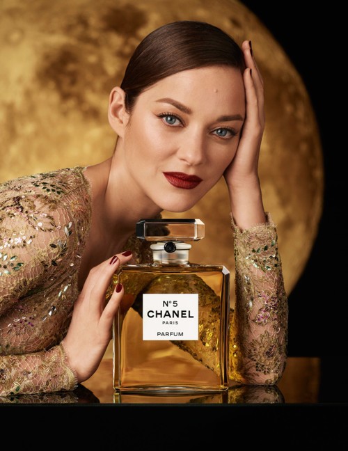 Chanel N°5 مئة عام من الجاذبية والأنوثة