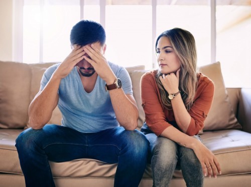 5 نصائح لحل الخلافات الزوجية دون تقديم أي تنزلات