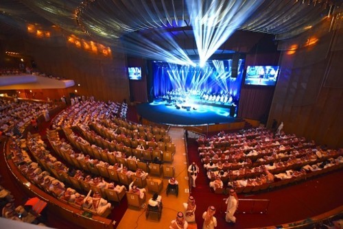 عروض مسرحية وأوبرالية في واجهة الرياض