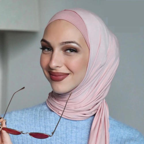 كيف تختارين حجابكِ بحسب لون بشرتكِ؟