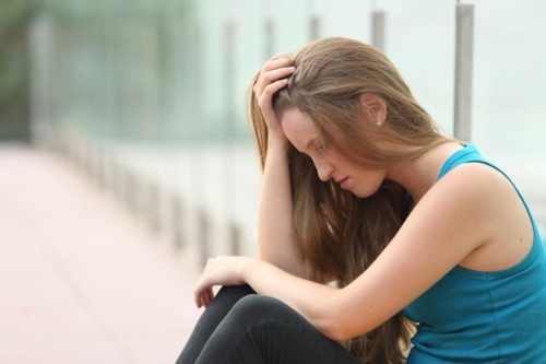كيف يمكن للأهل اكتشاف الاكتئاب والقلق عند المراهقين؟