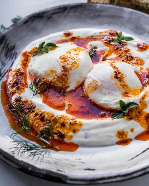 طريقة تحضير البيض التركي اللذيذ