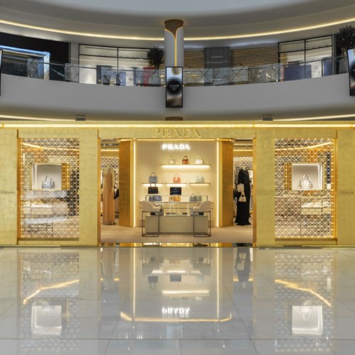 Prada ومتجر مؤقت في دبي مول