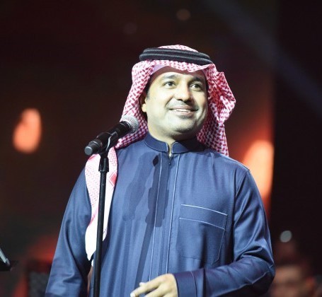 راشد الماجد يطلق ألبوماً غنائياً بعد 11 عاماً من الغياب