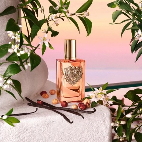 إليكِ أحدث إصدارات العطور لعام 2025