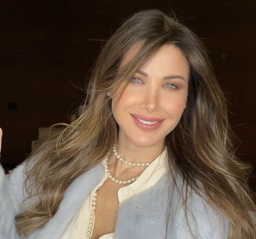 أكثر منتجات تستخدمها النجمات لبشرة صافية في الصيف
