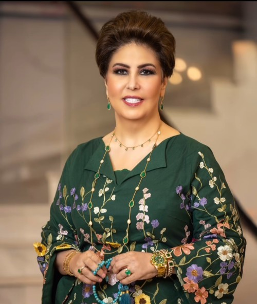 فجر السعيد تفاجىء الجمهور باعتذار علني من نوال الكويتية: "سامحيني...