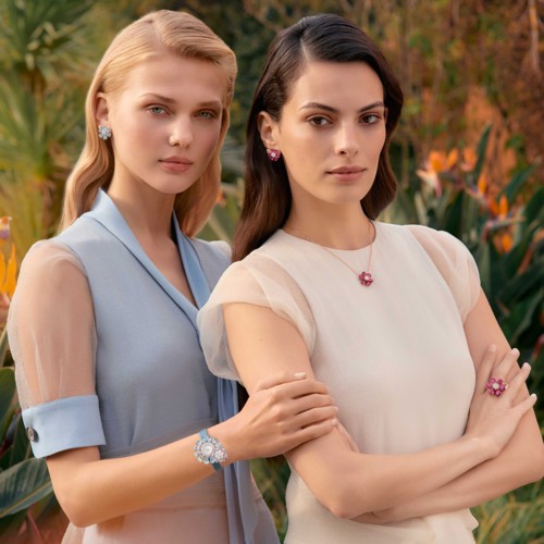 رقّة الزهور وجمال ألوانها في أحدث مجموعات Van Cleef & Arpels