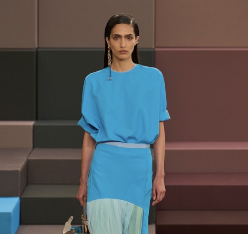 جرأة وتنوّع في مجموعة Fendi لربيع وصيف 2026