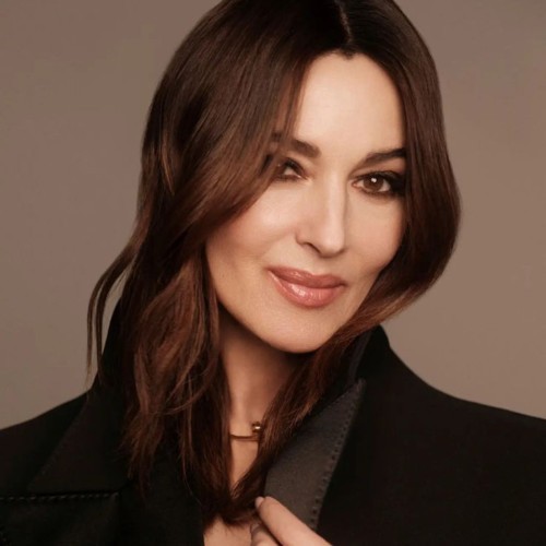 مونيكا بيلوتشي ستشارك مع أحمد عز في هذا الفيلم المصري مونيكا بيلوتشي ستشارك مع أحمد عز في هذا الفيلم المصري