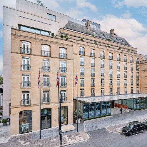 من قلب مدينة لندن إليكم فندق The Berkeley وعروضاته الإستثناية