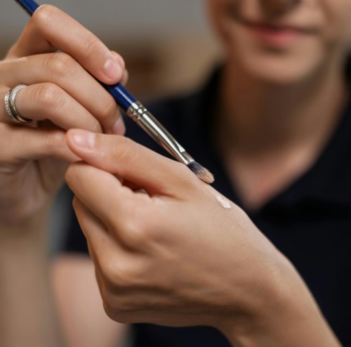 نصائح لتطبيق كريم الأساس بنجاح على البشرة الناضجة