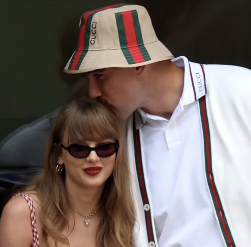 تايلور سويفت تختار هذا الموعد لزفافها لسبب طريف