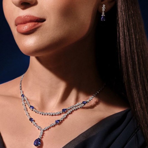 أحجار كريمة تناسب موسم الشتاء وتزيد إطلالاتك فخامة