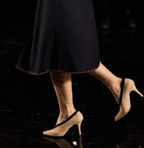 خمس صيحات أحذية هي نجمة إطلالات ربيع 2026