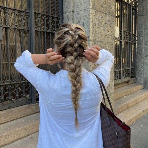 الضفيرة الفرنسية تعود بقوة! لذا اعتمديها بهذه الطرق