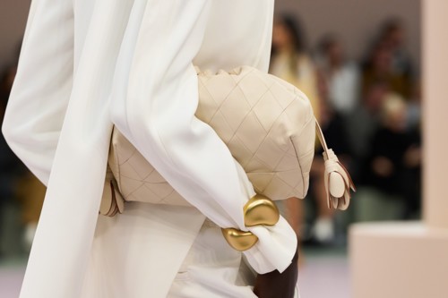 6 صيحات حقائب تتصدّر قائمة خياراتك في العام 2026