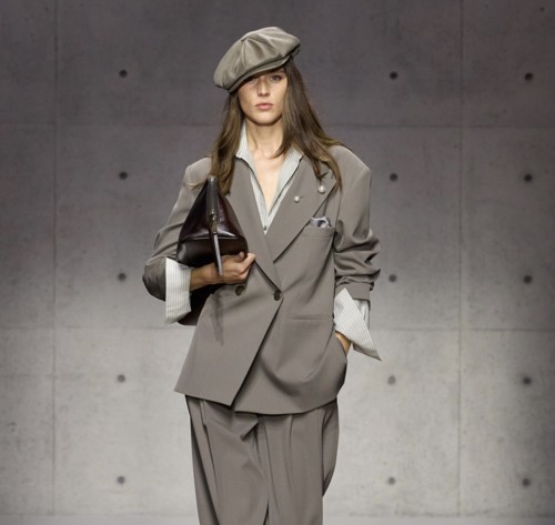 Emporio Armani تعيد تعريف الأناقة في مجموعتها لخريف ٢٠٢٦