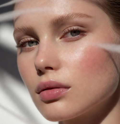 ما هي صيحة الـBitten Lips الجديدة؟