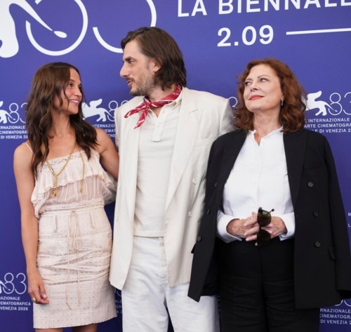 أبرز أحداث يوم أمس من مهرجان البندقيّة السينمائي